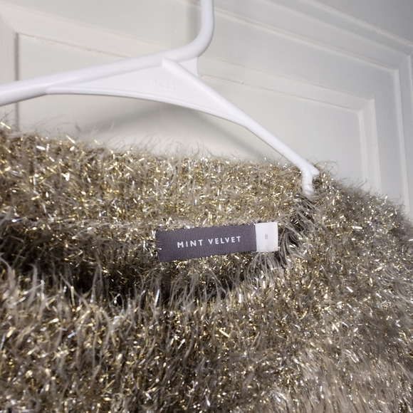 Soft Sparkle Holiday Sweater Gold Shaggy Women's Sz Small Stretchy Mint Velvet - Picture 3 of 7